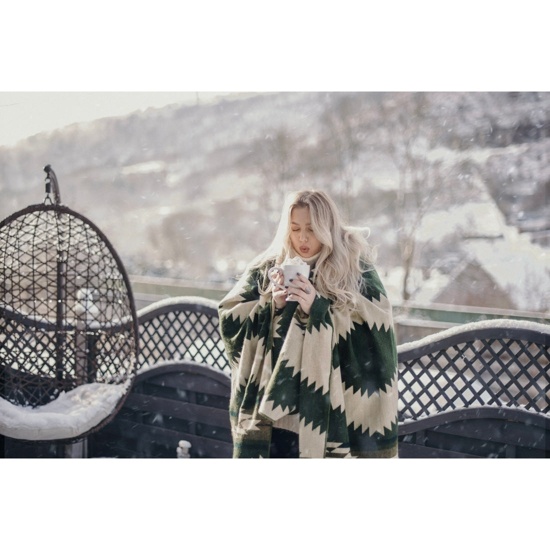 TSCAHILA BLANKET - FOREST GREEN