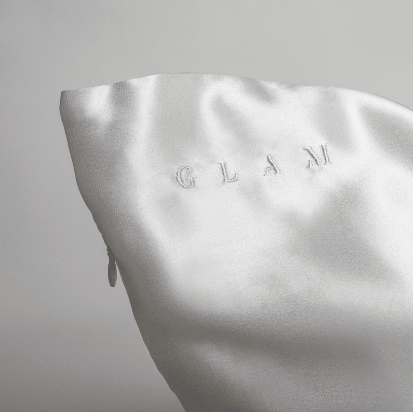 GLAM - Silk Pillowcase - White
