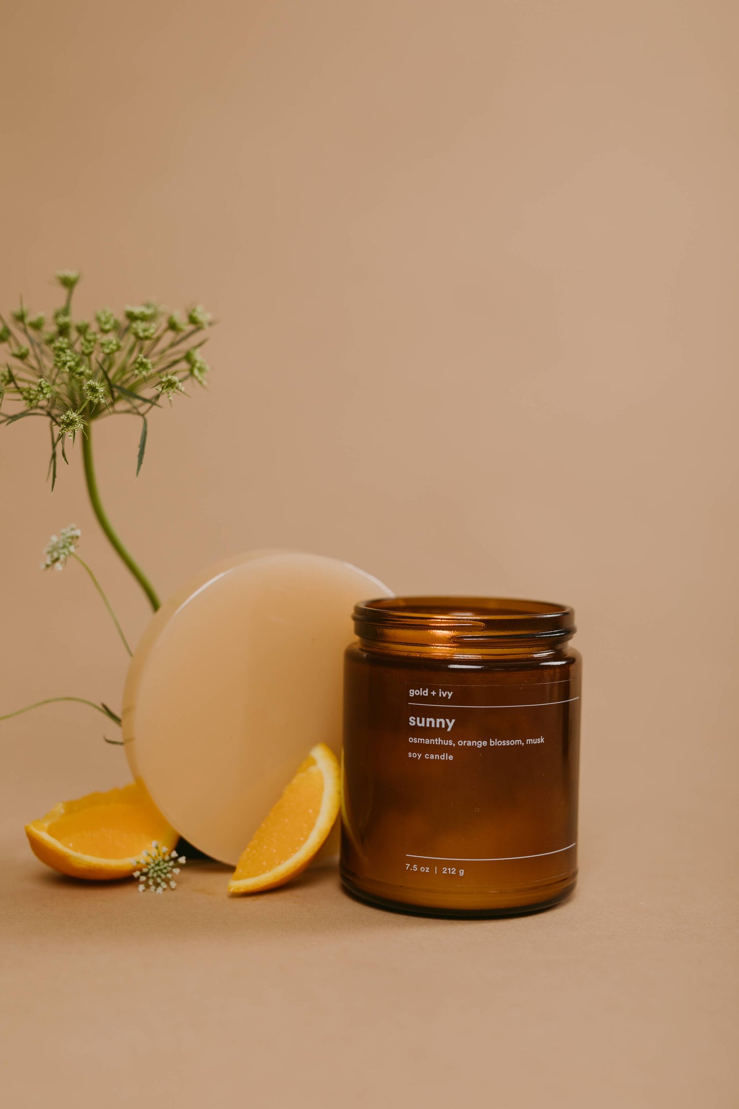 Sunny soy candle - osmanthus, orange blossom, musk