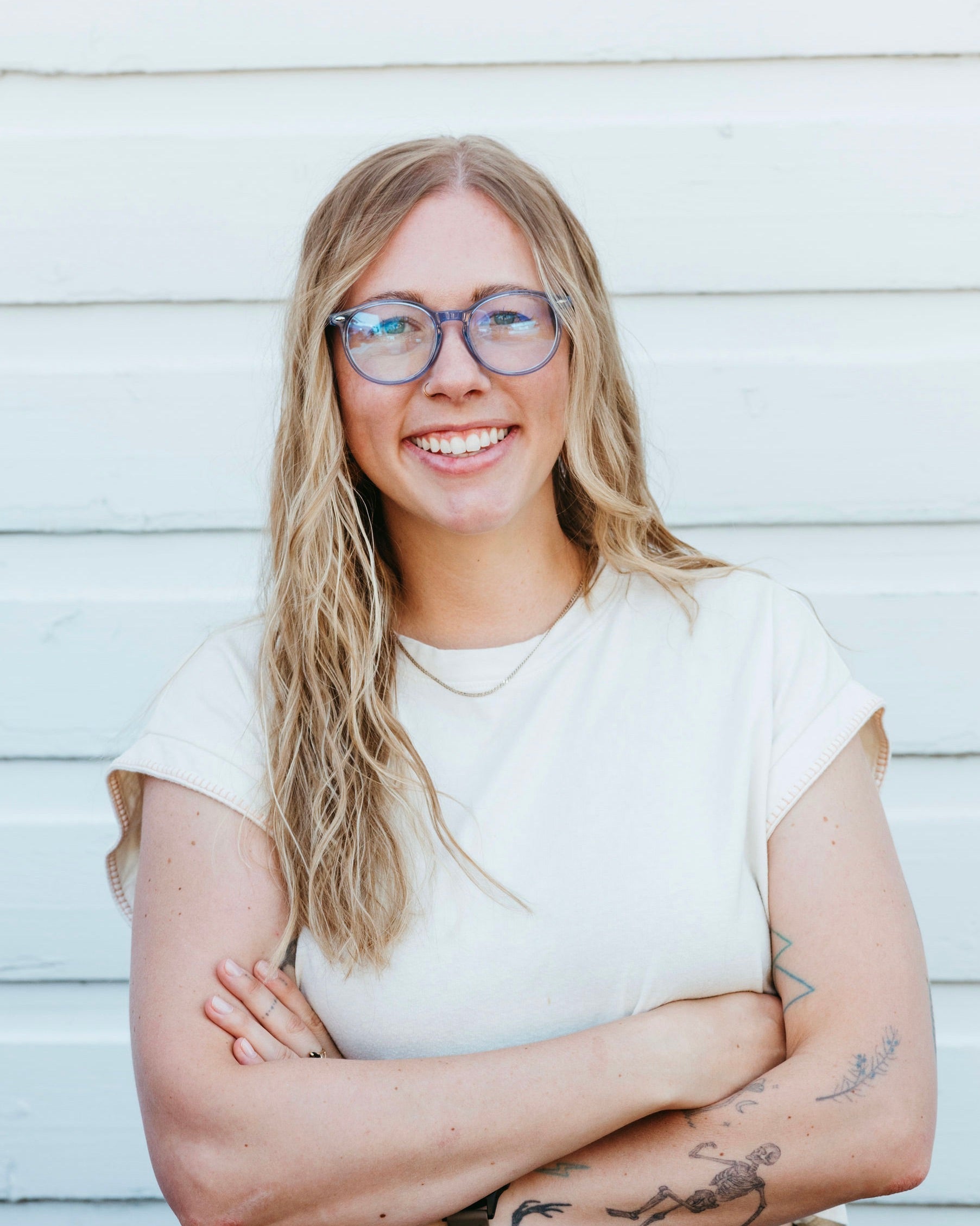 Dr. Makena Hofer – Sports Medicine AND Chiropractor, Co-Owner