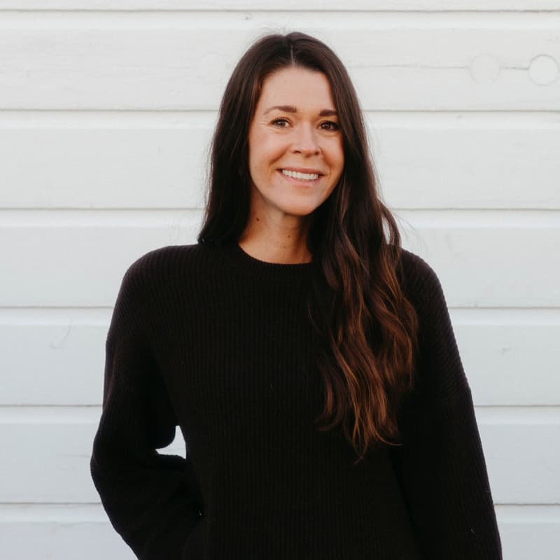 Abby Wales – Acupuncturist