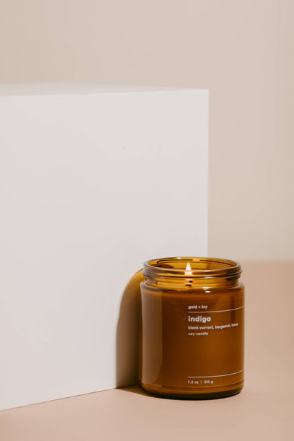 Indigo soy candle - black currant, bergamot, honey