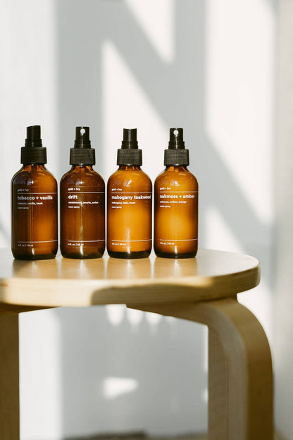 Oakmoss + amber room + linen spray - oakmoss, amber, orange