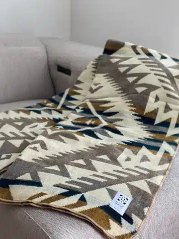Canoa Blanket- Taupe Earth